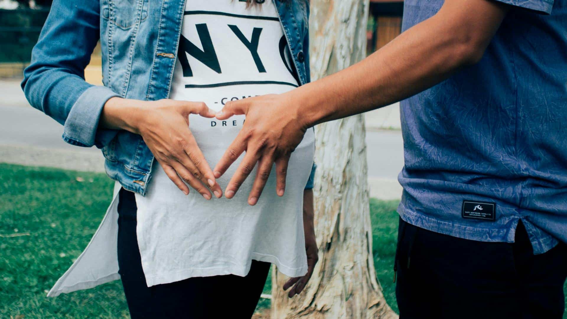 air-travel-during-pregnancy-safe-tips-guide